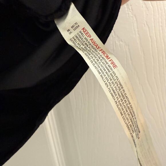 Free People Intimately Midnight Mood Velvet Crop Top Size Medium - Picture 6 of 7